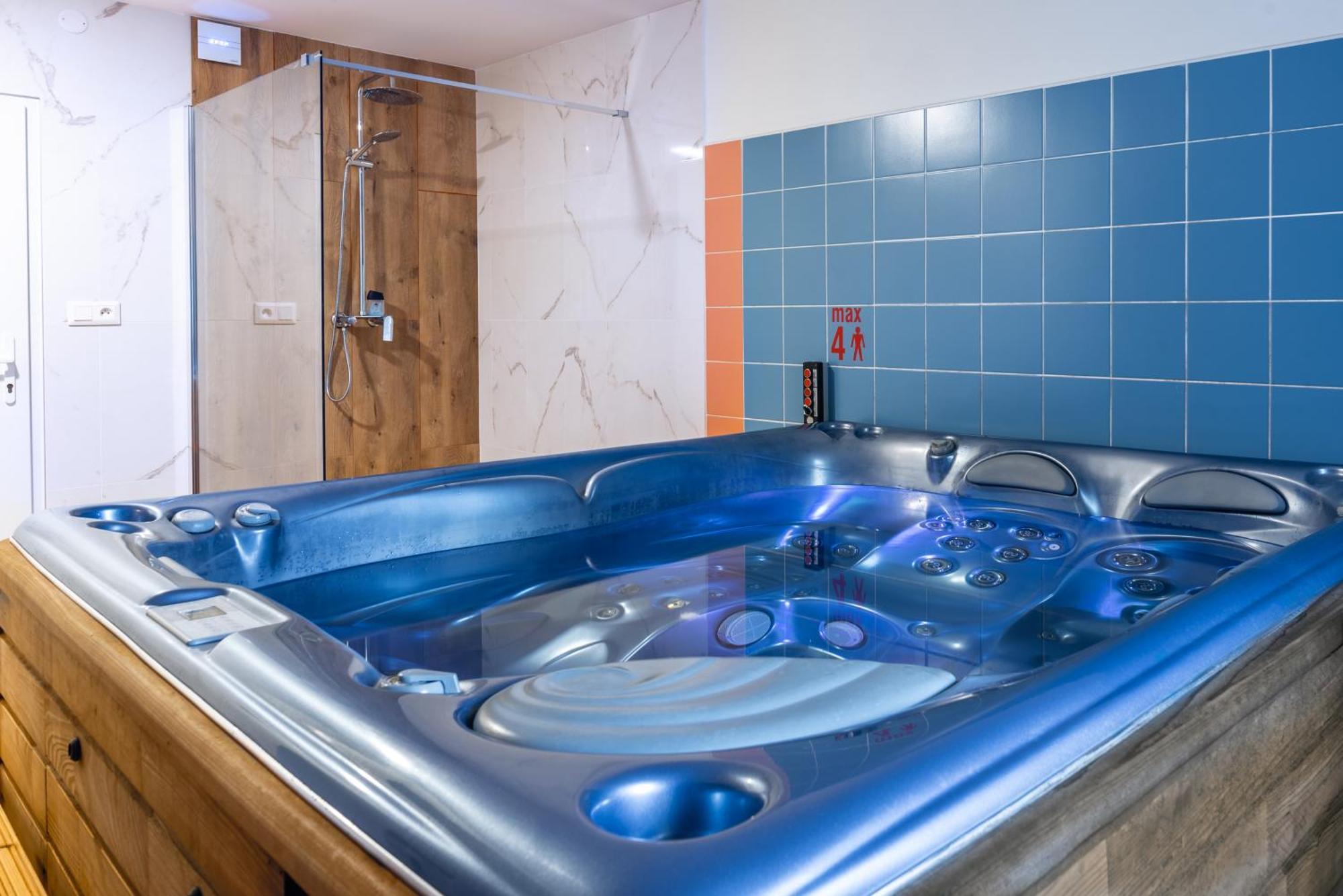 Hotel Schwarz Nove Hamry Bagian luar foto
